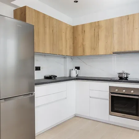 דירה George's Naxos City