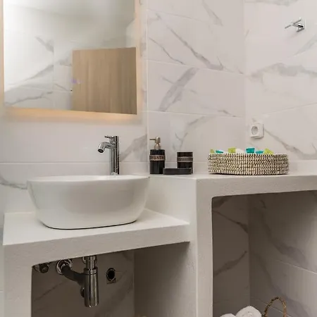 דירה George's Naxos City